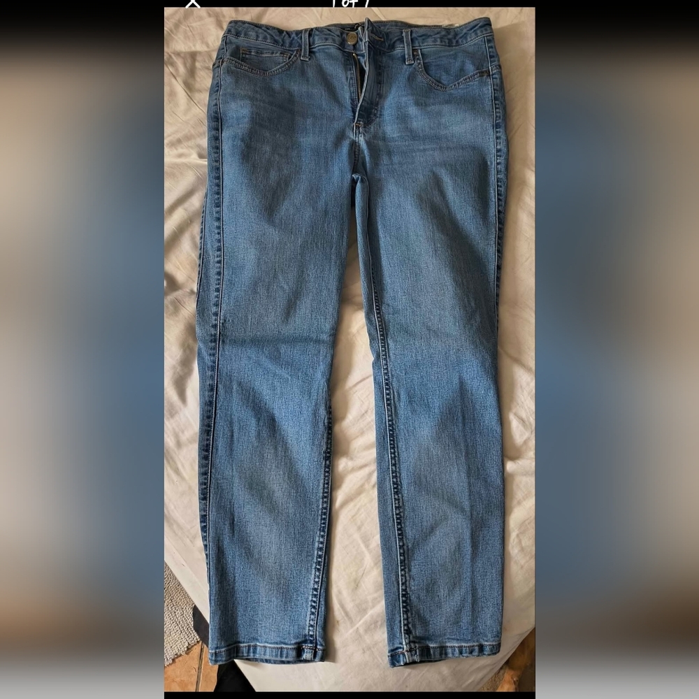 Lee Women's Straight Leg Blue Jeans